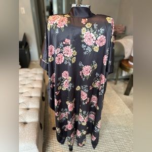 Torrid Gray Floral Kimono Cover Up One Size Fits All L XL XXL XXXL 0 1 2 3